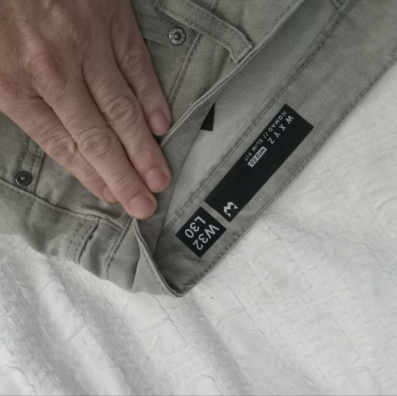 Men’s American Bootcut Jeans - Picture 2 of 3